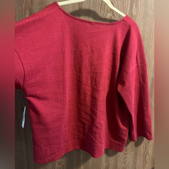 Red, 3/4 length sleeve shirt with tie waist, NWT, Old Navy - Picture 3 of 7